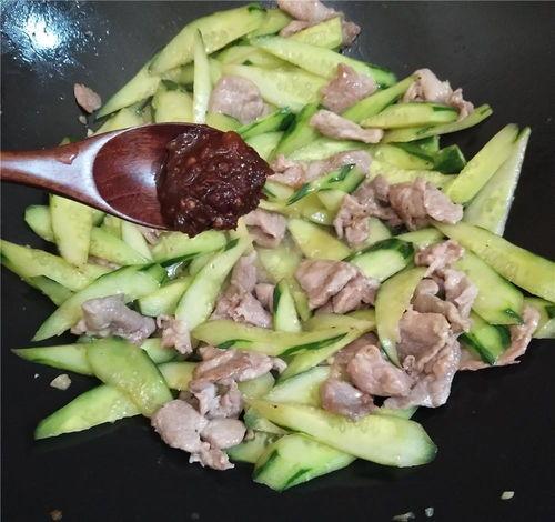 娱乐吃瓜酱龙凤胎